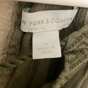 New York and company Green blouse